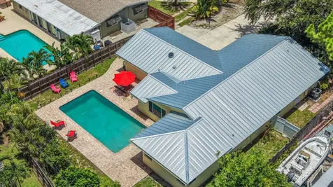 384 NW 23rd Street Boca Raton FL 33431