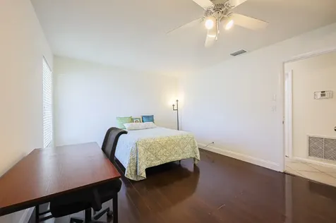 384 NW 23rd Street Boca Raton FL 33431