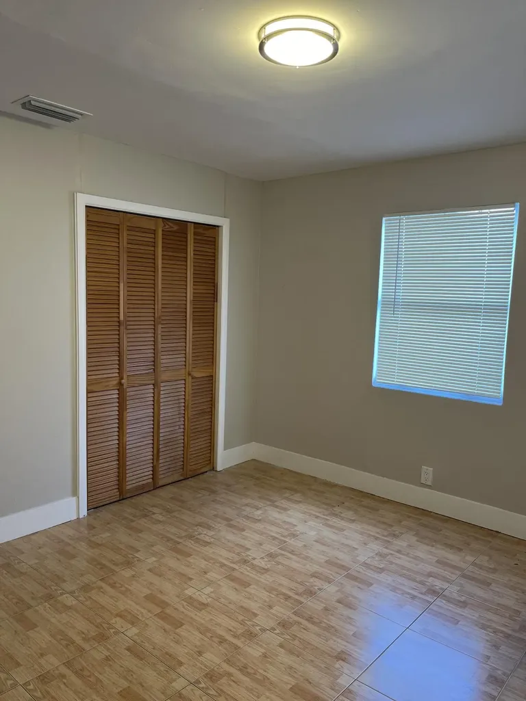 511 W Palm Street Lantana FL 33462