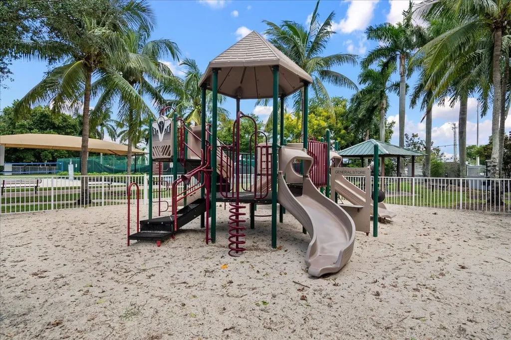 8128 Big Pine Way Riviera Beach FL 33407