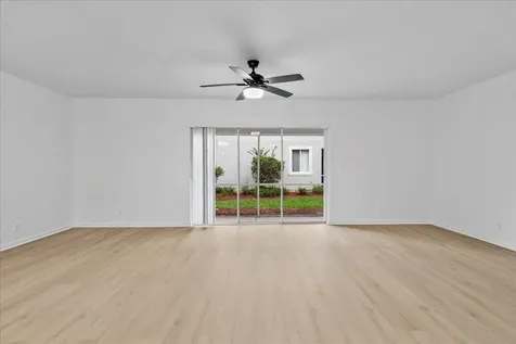 8128 Big Pine Way Riviera Beach FL 33407