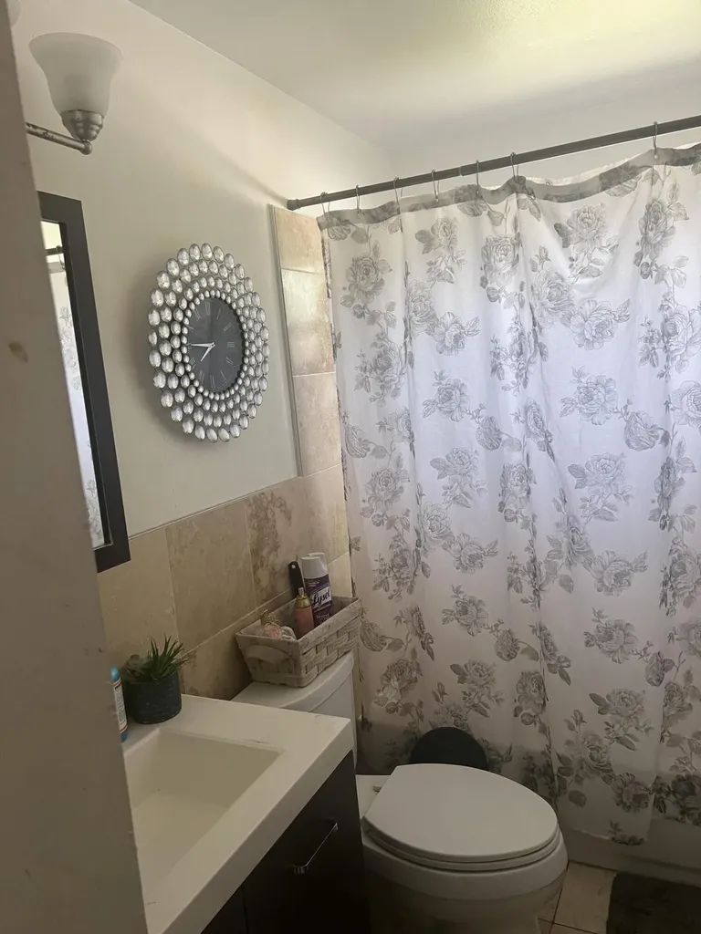 1131 W 1st Street Riviera Beach FL 33404