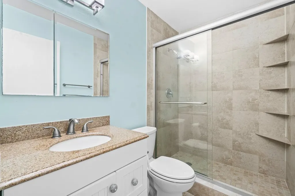 22148 Palms Way Boca Raton FL 33433
