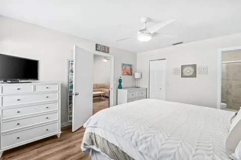 22148 Palms Way Boca Raton FL 33433
