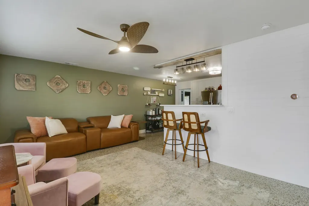 940 Dogwood Road North Palm Beach FL 33408