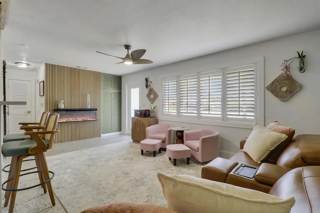 940 Dogwood Road North Palm Beach FL 33408