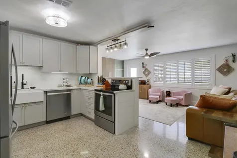 940 Dogwood Road North Palm Beach FL 33408
