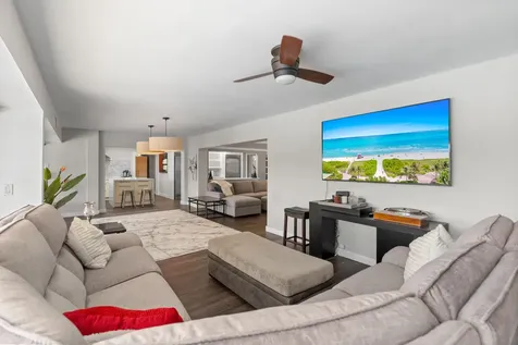 6106 Royal Poinciana Lane Tamarac FL 33319