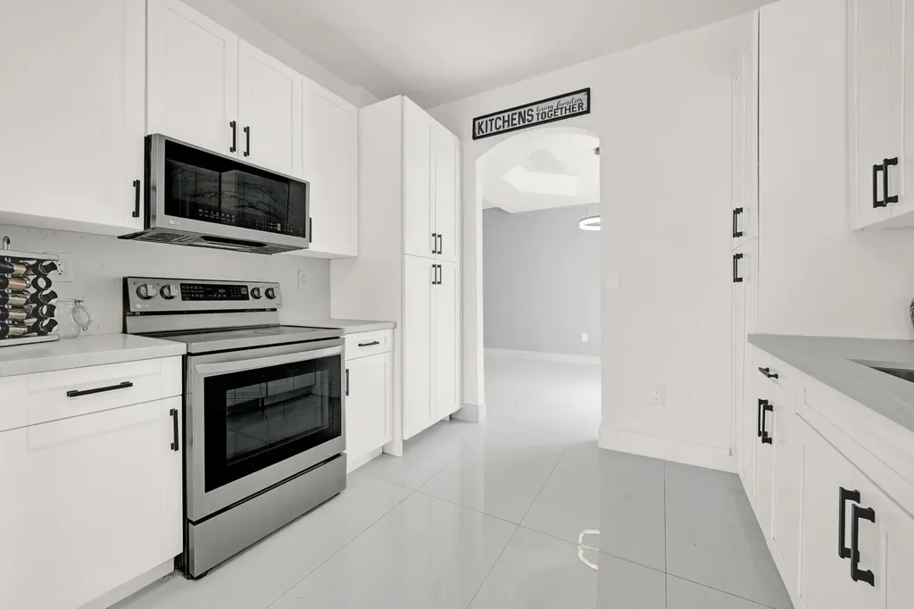17021 NW 10th Street Pembroke Pines FL 33028