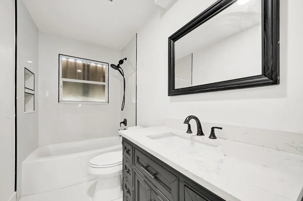 17021 NW 10th Street Pembroke Pines FL 33028
