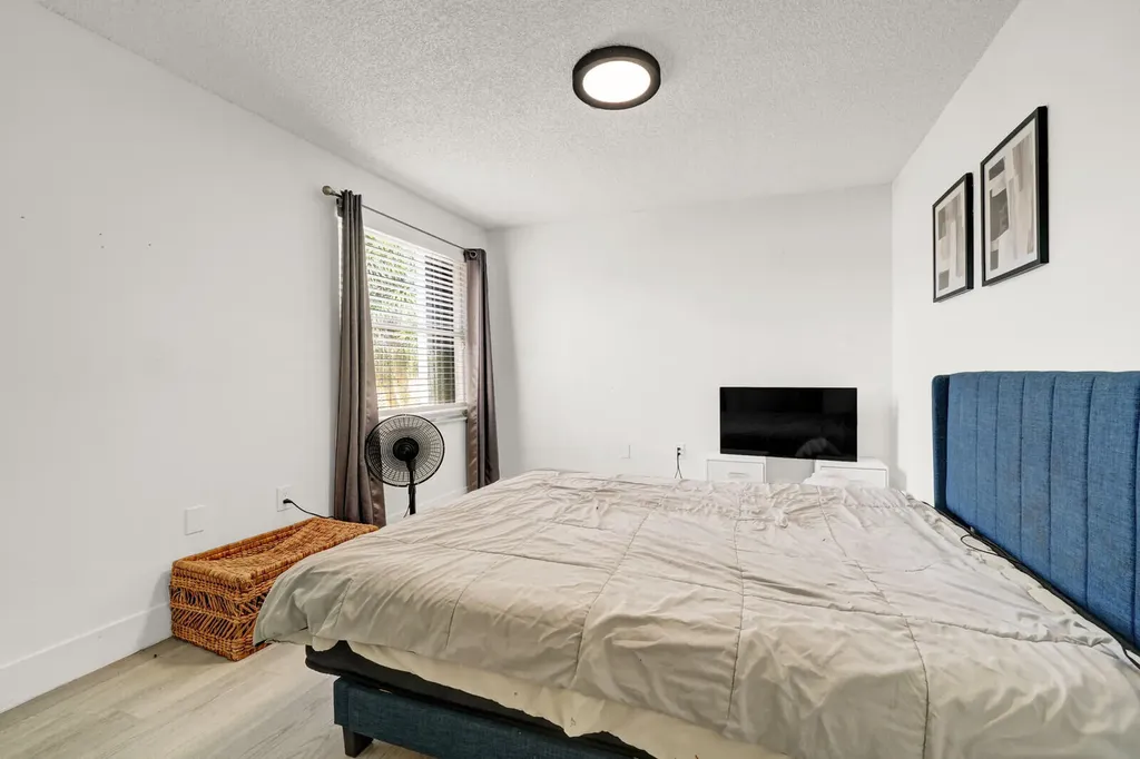 17021 NW 10th Street Pembroke Pines FL 33028