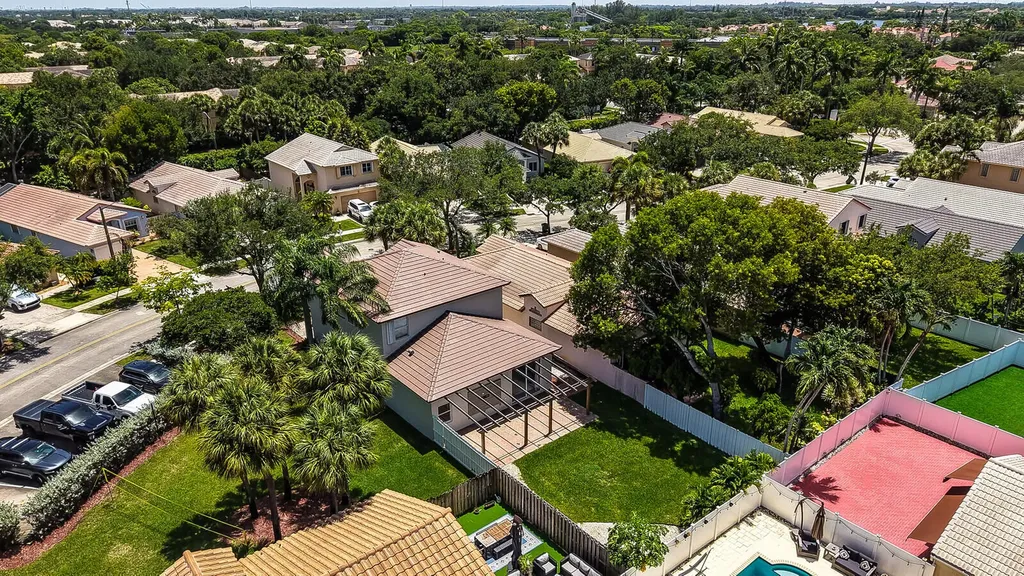 17021 NW 10th Street Pembroke Pines FL 33028