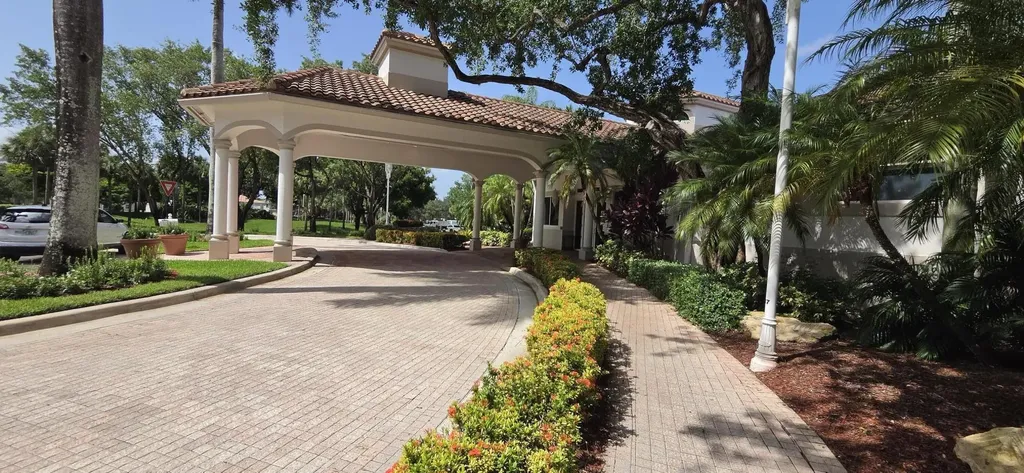 17021 NW 10th Street Pembroke Pines FL 33028