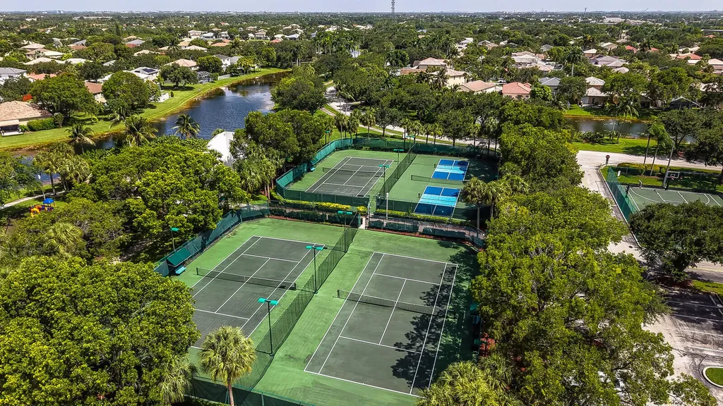17021 NW 10th Street Pembroke Pines FL 33028