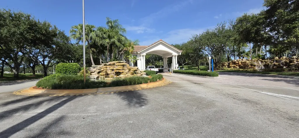 17021 NW 10th Street Pembroke Pines FL 33028