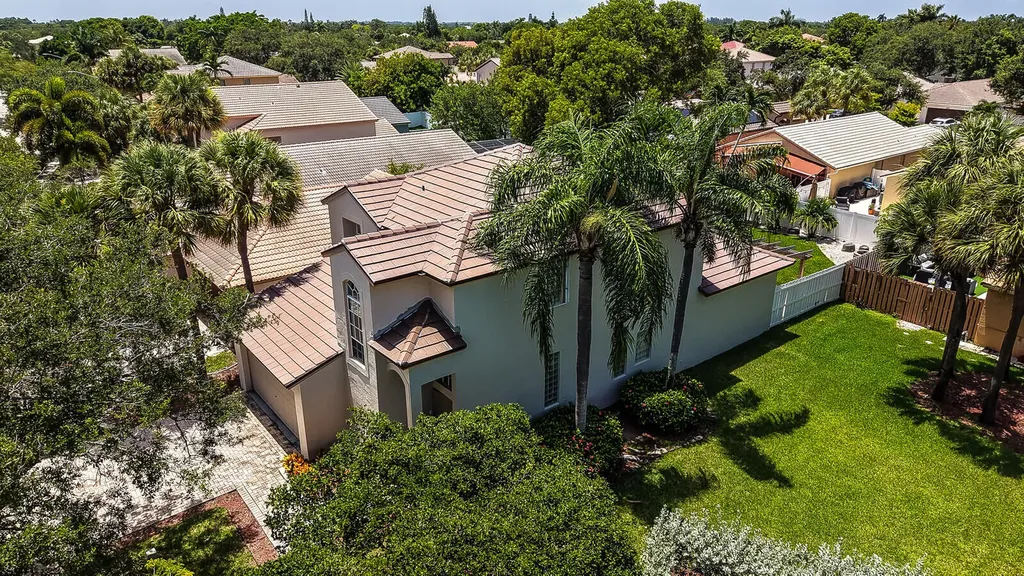 17021 NW 10th Street Pembroke Pines FL 33028