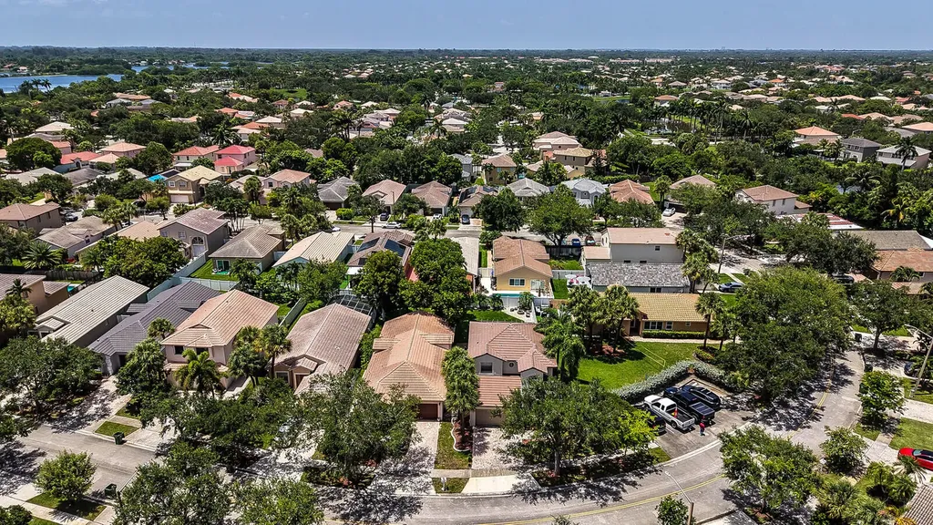 17021 NW 10th Street Pembroke Pines FL 33028