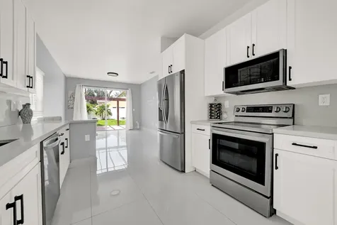 17021 NW 10th Street Pembroke Pines FL 33028