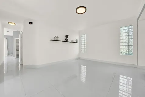 17021 NW 10th Street Pembroke Pines FL 33028