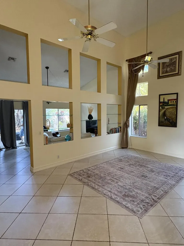 10091 NW 5 Street Plantation FL 33324