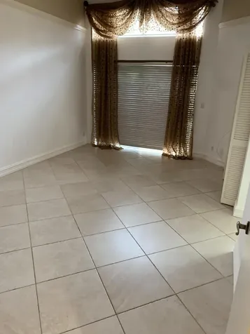 10091 NW 5 Street Plantation FL 33324