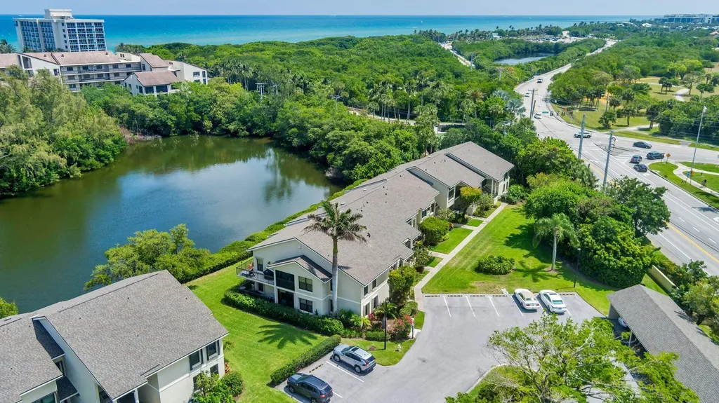 2306 Fairway Drive S Jupiter FL 33477