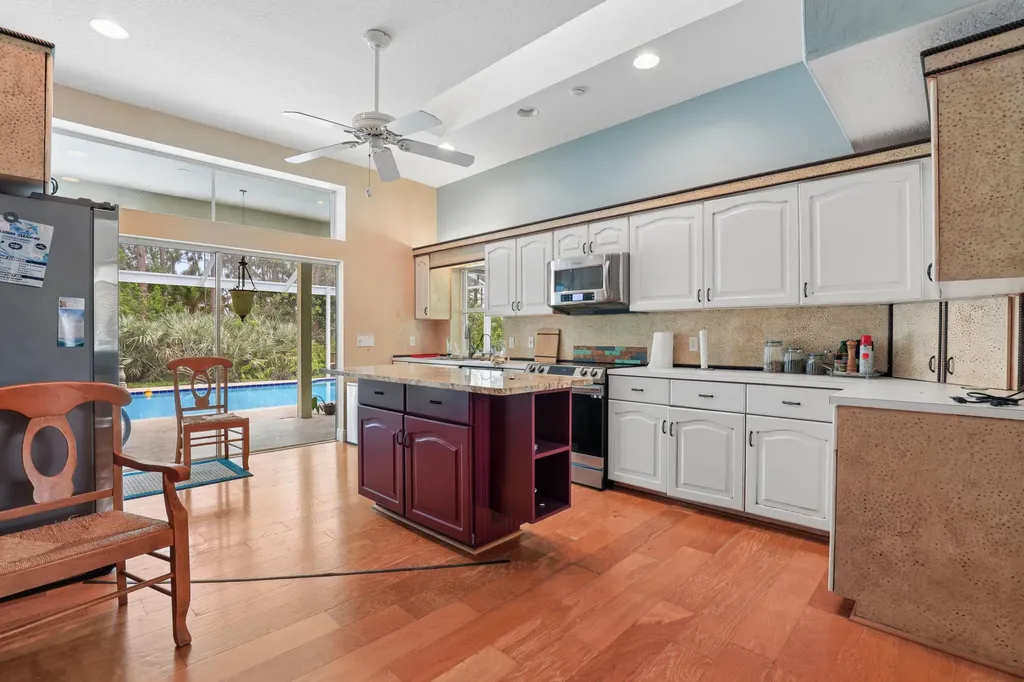 4883 SE Longleaf Place Hobe Sound FL 33455
