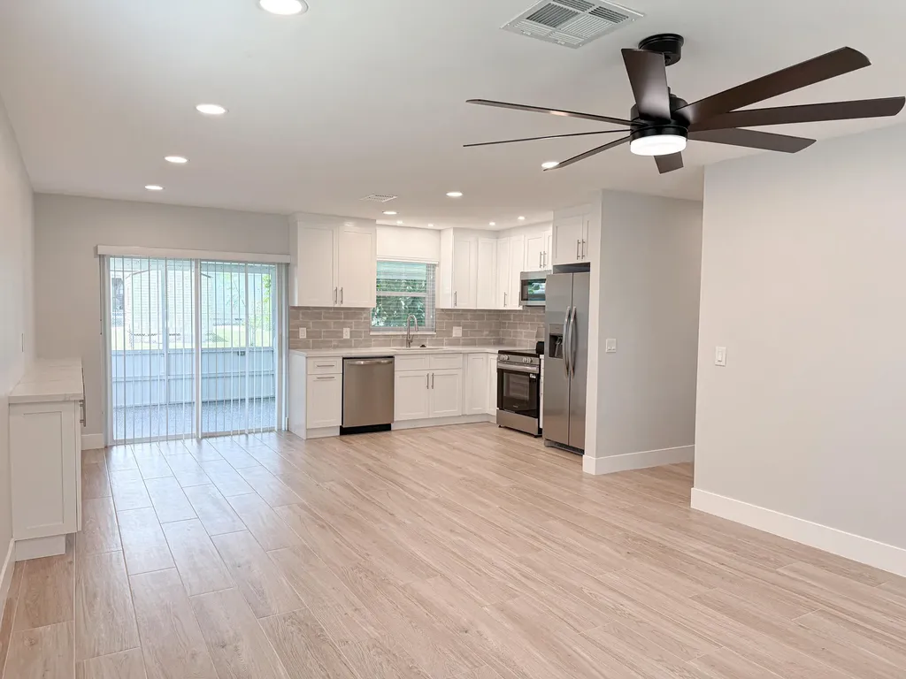 7430 Cocoanut Drive Lake Worth FL 33467