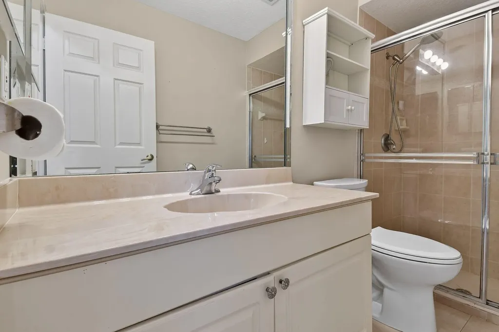118 Fernwood Crescent Royal Palm Beach FL 33411