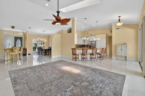 118 Fernwood Crescent Royal Palm Beach FL 33411