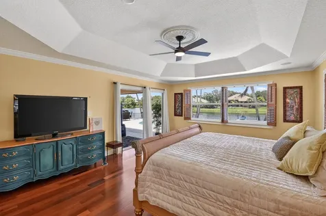 118 Fernwood Crescent Royal Palm Beach FL 33411