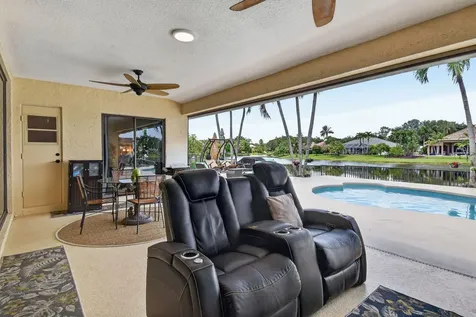 118 Fernwood Crescent Royal Palm Beach FL 33411