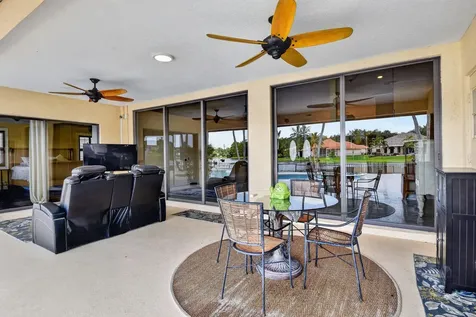 118 Fernwood Crescent Royal Palm Beach FL 33411