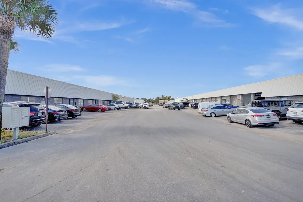 1750 Latham Road West Palm Beach FL 33409