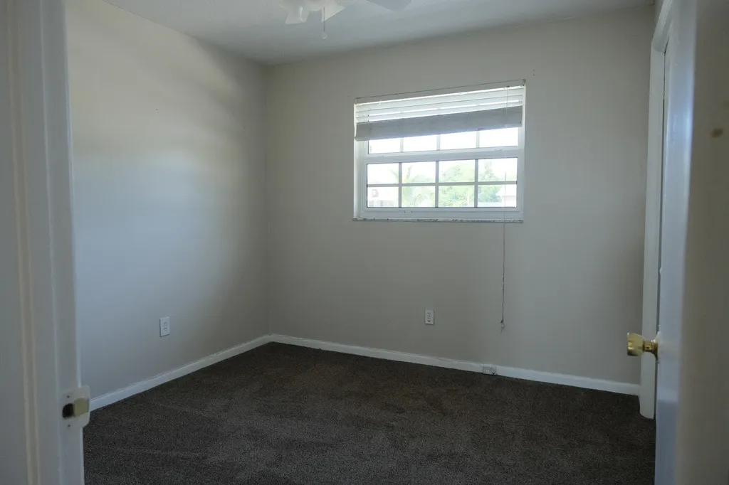980 Woodland Avenue West Palm Beach FL 33415