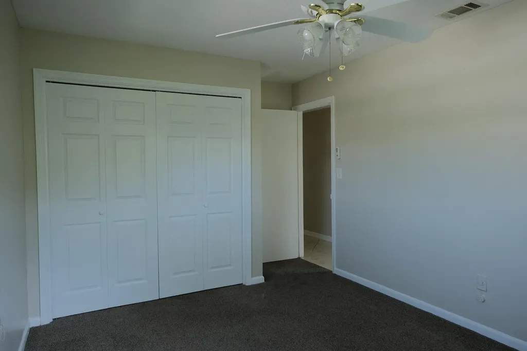 980 Woodland Avenue West Palm Beach FL 33415