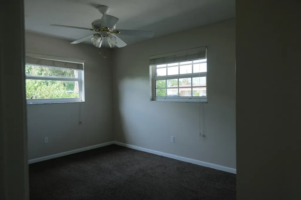 980 Woodland Avenue West Palm Beach FL 33415