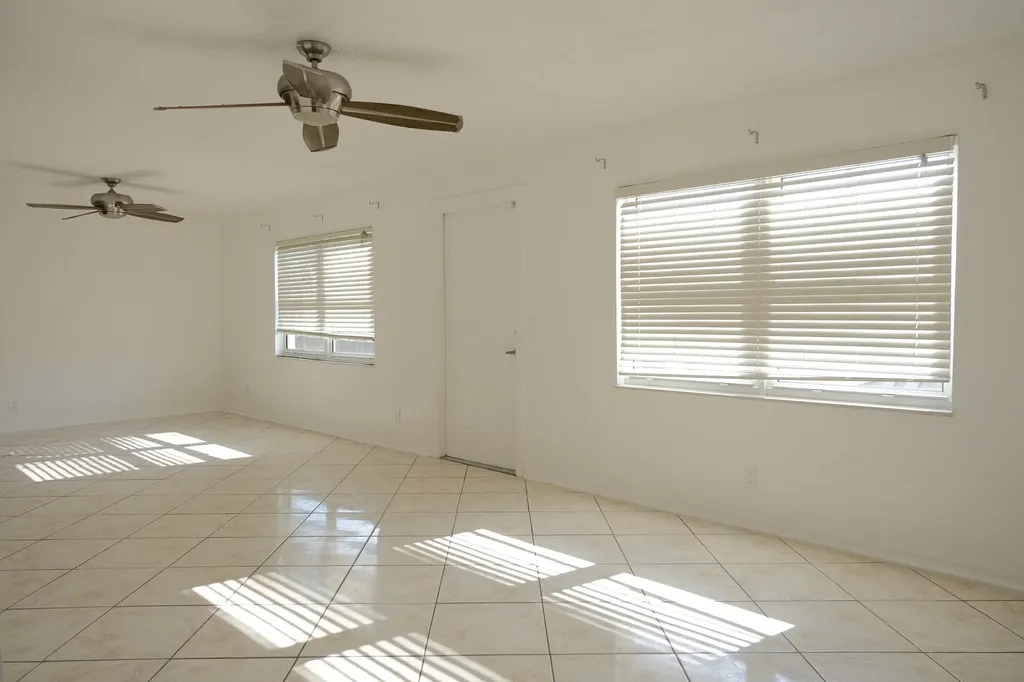 980 Woodland Avenue West Palm Beach FL 33415