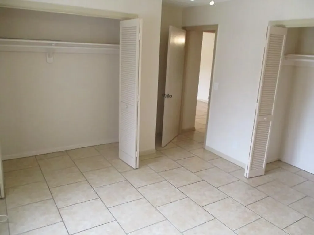 9077 E Highland Pines Drive Palm Beach Gardens FL 33418