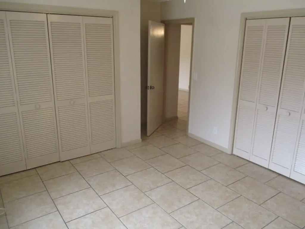 9077 E Highland Pines Drive Palm Beach Gardens FL 33418