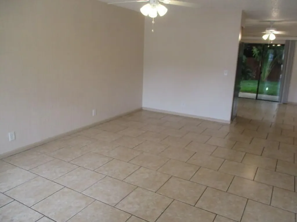 9077 E Highland Pines Drive Palm Beach Gardens FL 33418