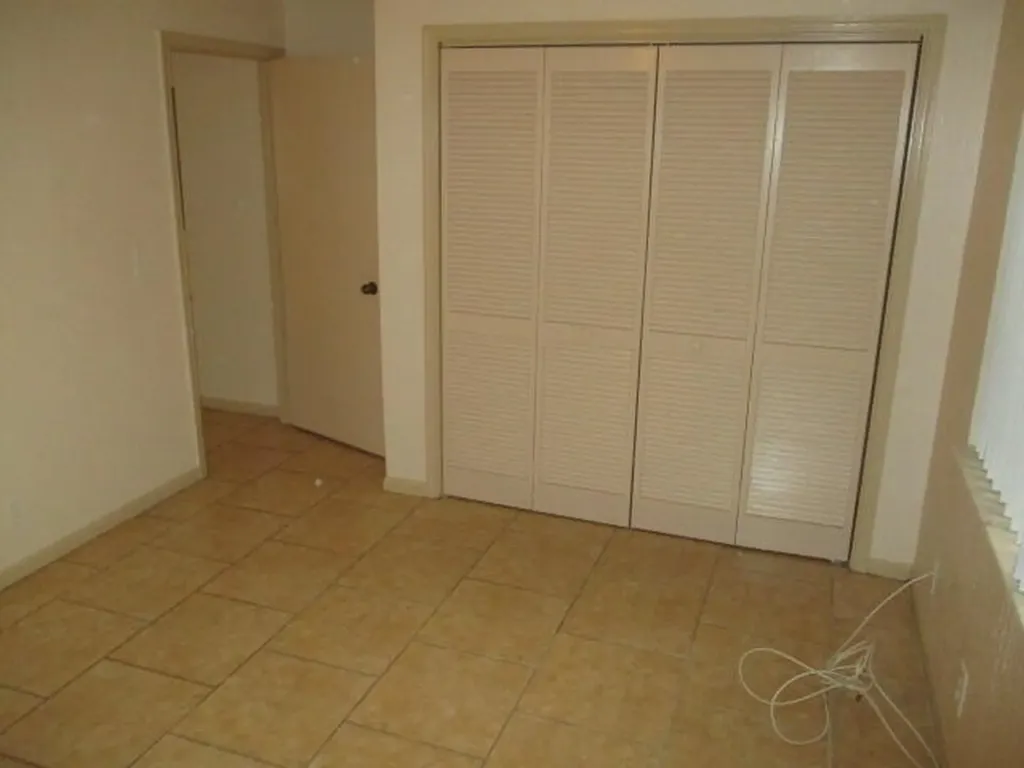 9077 E Highland Pines Drive Palm Beach Gardens FL 33418