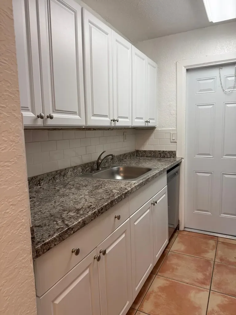 3370 NE 16th Terrace Pompano Beach FL 33064