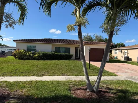 4733 Bison Street Boca Raton FL 33428