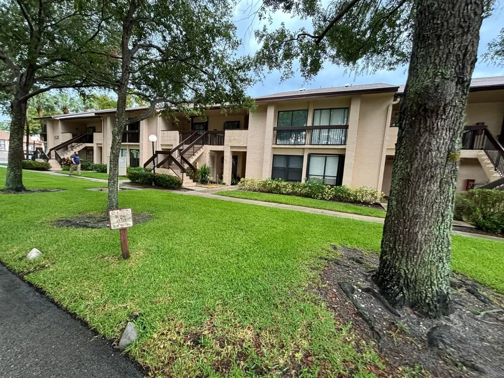 2225 SW 15th Street Deerfield Beach FL 33442