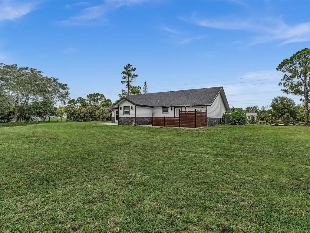 14566 Temple Boulevard The Acreage FL 33470