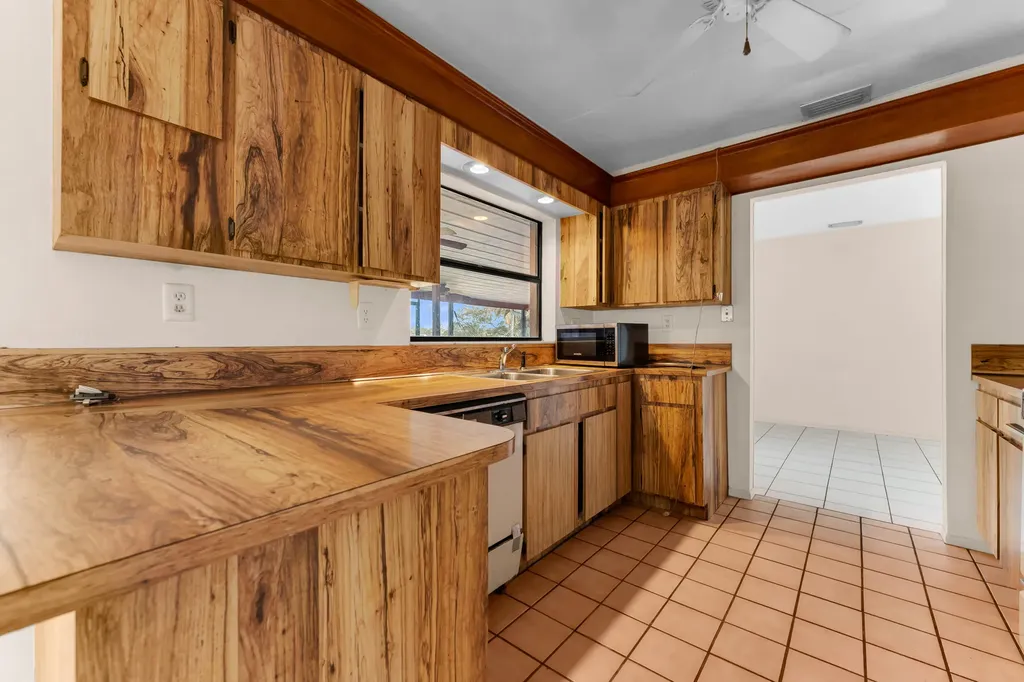 5523 SW 116th Avenue Cooper City FL 33330