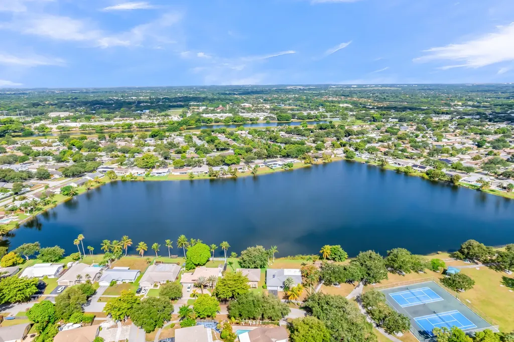 5523 SW 116th Avenue Cooper City FL 33330