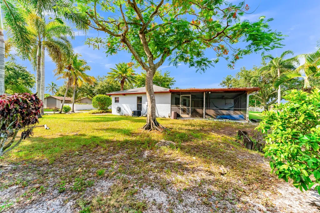 5523 SW 116th Avenue Cooper City FL 33330