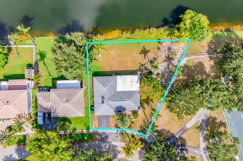 5523 SW 116th Avenue Cooper City FL 33330